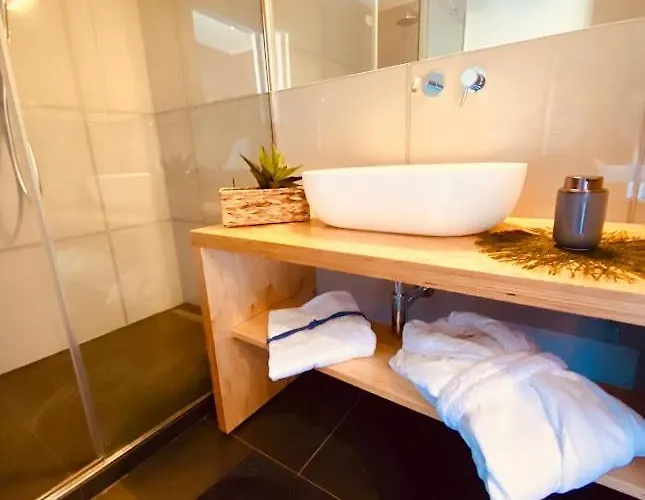 La Casina Rossa Специя